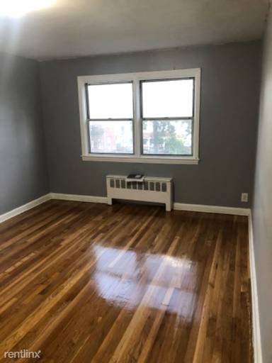 Main picture of 32 Summer St