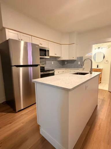 Main picture of 33 N Charlotte St
