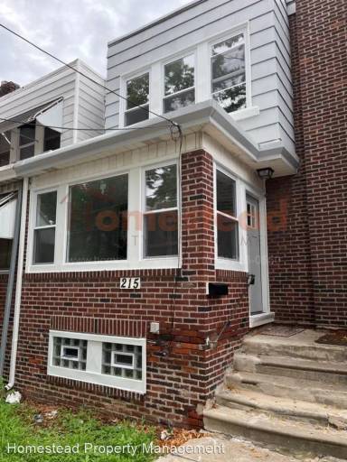 Main picture of 215 Wright Ave