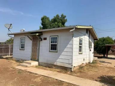 Main picture of 3449 Willow St
