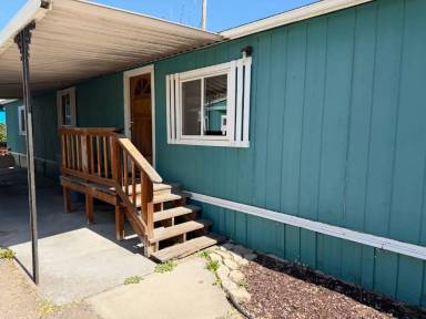 Main picture of 417 2nd Ave N