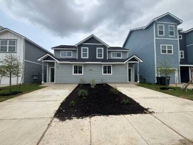 Main picture of 13310 Rowdy Cv