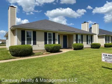 Main picture of 3142 Cedar Creek Dr