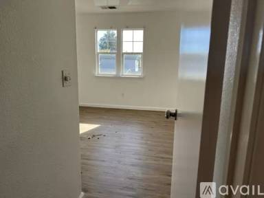 Main picture of 174 Hazelnut Ln