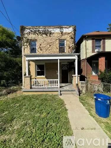Main picture of 1528 Methyl St