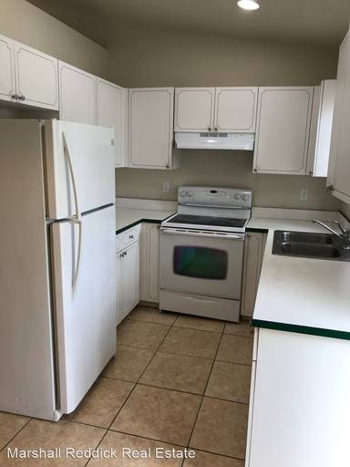 Main picture of 4918 Leonard Blvd S