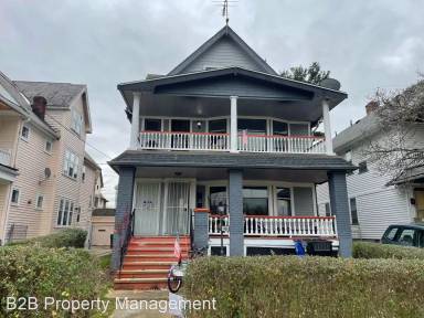 Main picture of 11408 Fairport Ave