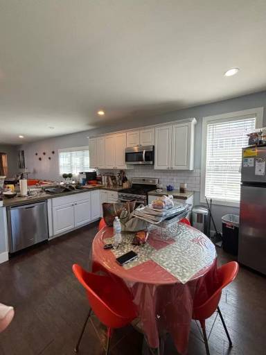 Main picture of 2727 N Humboldt Blvd