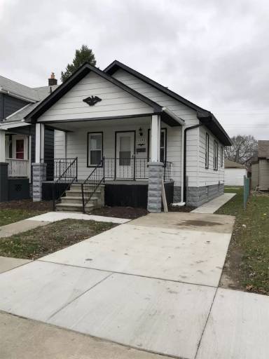 Main picture of 1390 Anne Ave