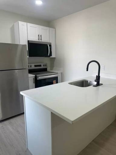 Main picture of 531 Smith St