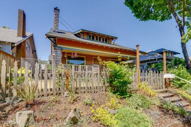 Main picture of 5323 NE Garfield Ave