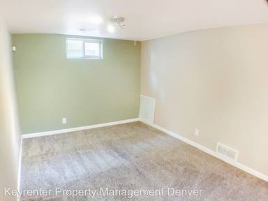 Main picture of 2900 N Saint Paul St