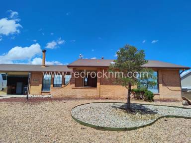 Main picture of 1025 Sandia Vista Rd NE