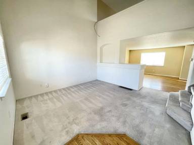 Main picture of 2241 Santa Fe Dr