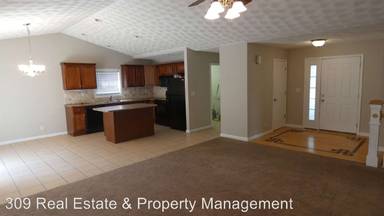 Main picture of 4623 S Lake Camelot Dr