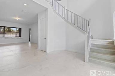 Main picture of 8283 SW 120th Ter