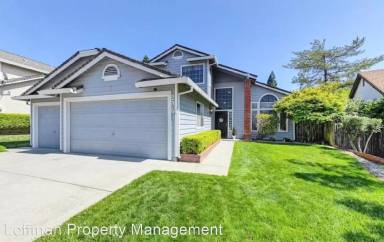 Main picture of 5787 Summit Dr