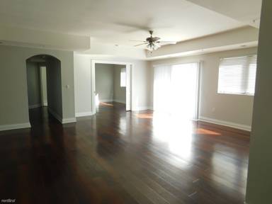 Main picture of 4241 N Ocean Blvd