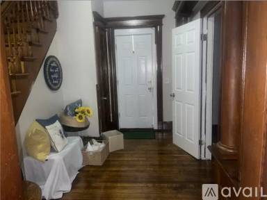 Main picture of 208 Buckingham St