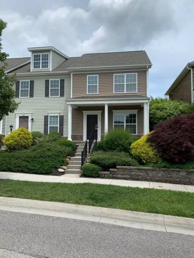 Main picture of 175 Phoenix Blvd NW