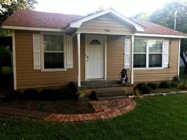 Main picture of 756 N Barton St