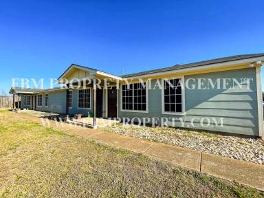 Main picture of 1400 Northwood Blvd