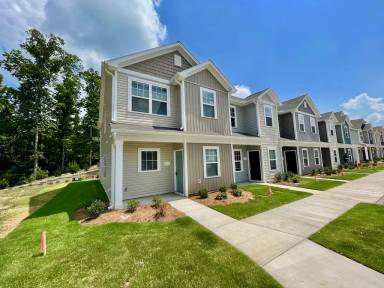 Main picture of 112 Chandler Ct