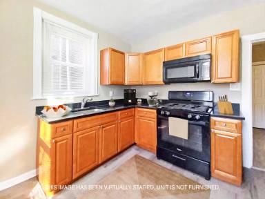 Main picture of 5526 Crowson St