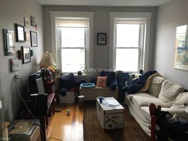 Main picture of 77 Empire St
