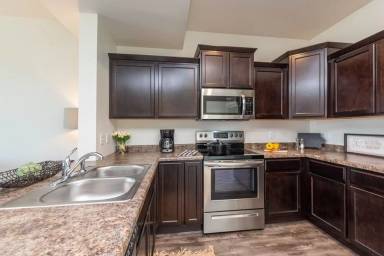 Main picture of 1245 Lily Ln