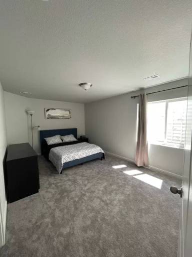 Main picture of 3879 Ivy Hill Dr