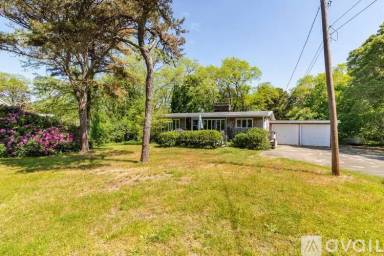 Main picture of 510 N Sunken Meadow Rd