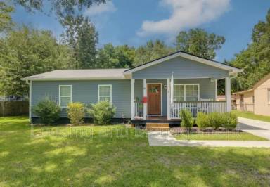 Main picture of 62 Anita Dr