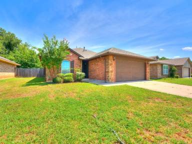 Main picture of 3705 Truman Dr