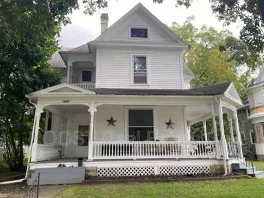 Main picture of 1361 Woodward Ave