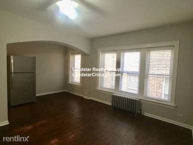 Main picture of 1429 W Lunt Ave
