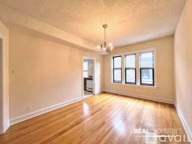 Main picture of 3521 N Racine Ave