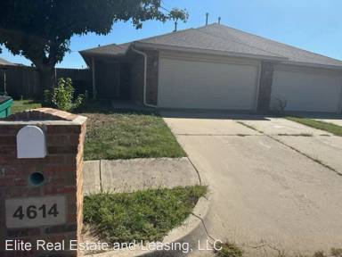 Main picture of 4616 SE 77th St