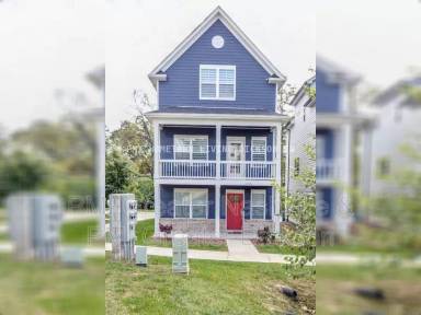 Main picture of 618 Parkvue Place Dr