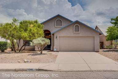 Main picture of 357 S Ridgefield Ave