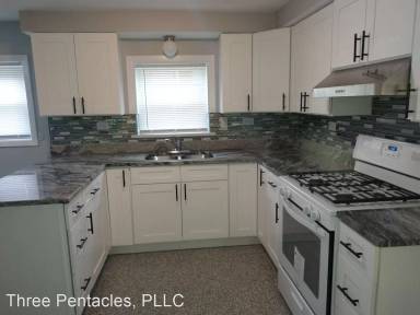 Main picture of 2707 N Meade Ave