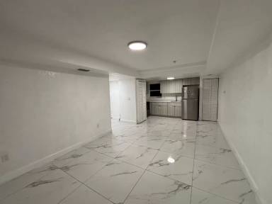 Main picture of 431 N East Ave