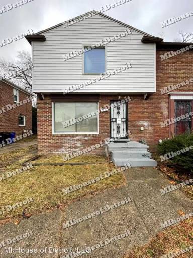 Main picture of 7641 Curtis St