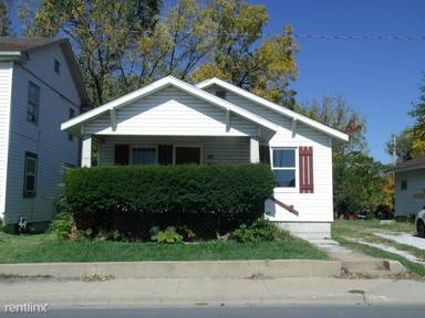 Main picture of 423 W Division St