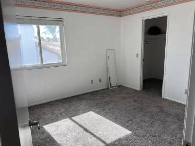 Main picture of 8670 Barton St