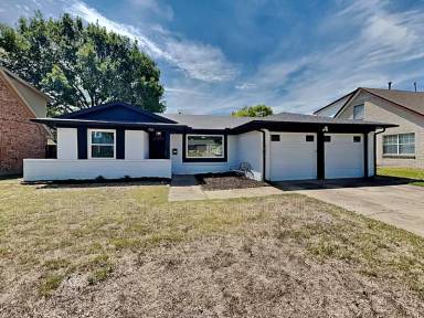 Main picture of 705 Kindred Ln