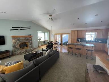 Main picture of 1327 Mount Olympia Cir
