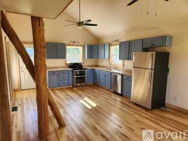 Main picture of 1815 McClures Gap Rd