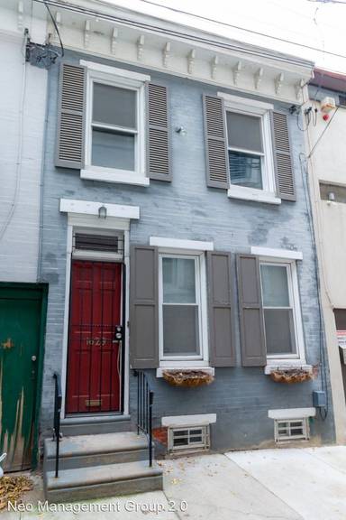 Main picture of 1629 Addison St