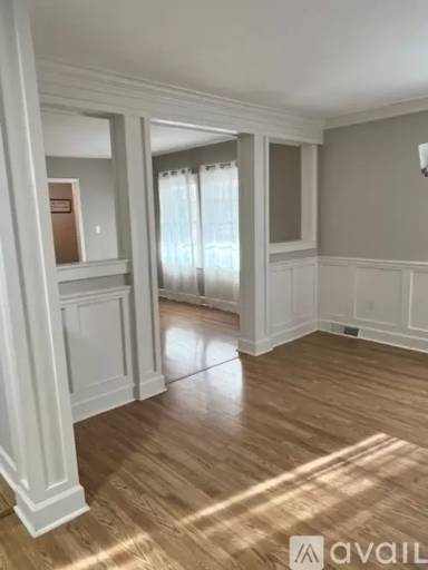 Main picture of 445 Andrew Dr